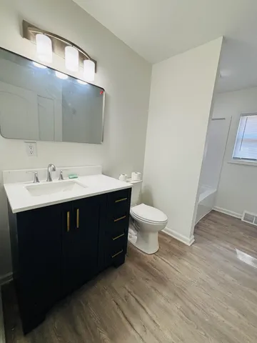 $375,000 | 2075 East 200 South, Knox, IN 46534