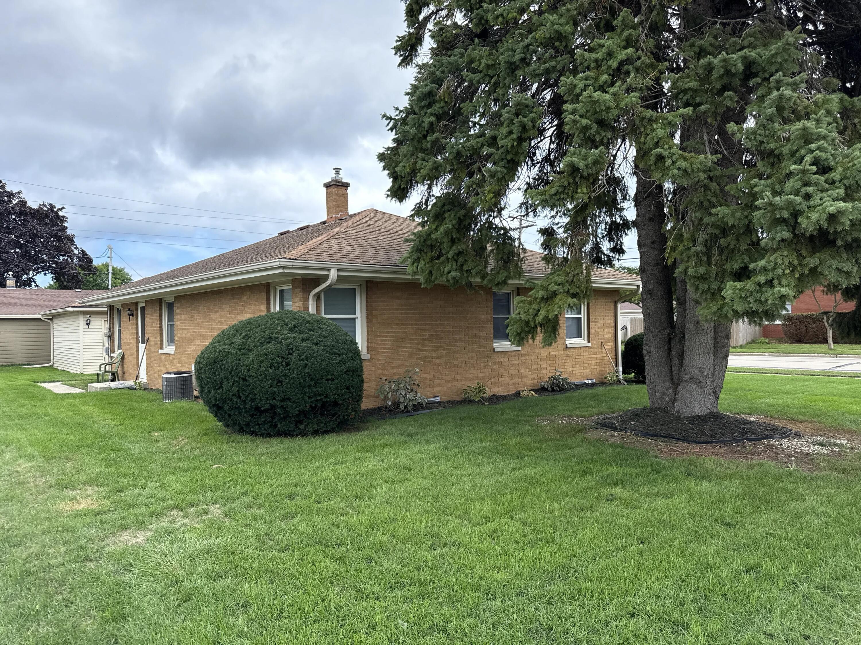 3800 Lasalle Street Racine, WI 53402 - Photo 8 of 74 Main