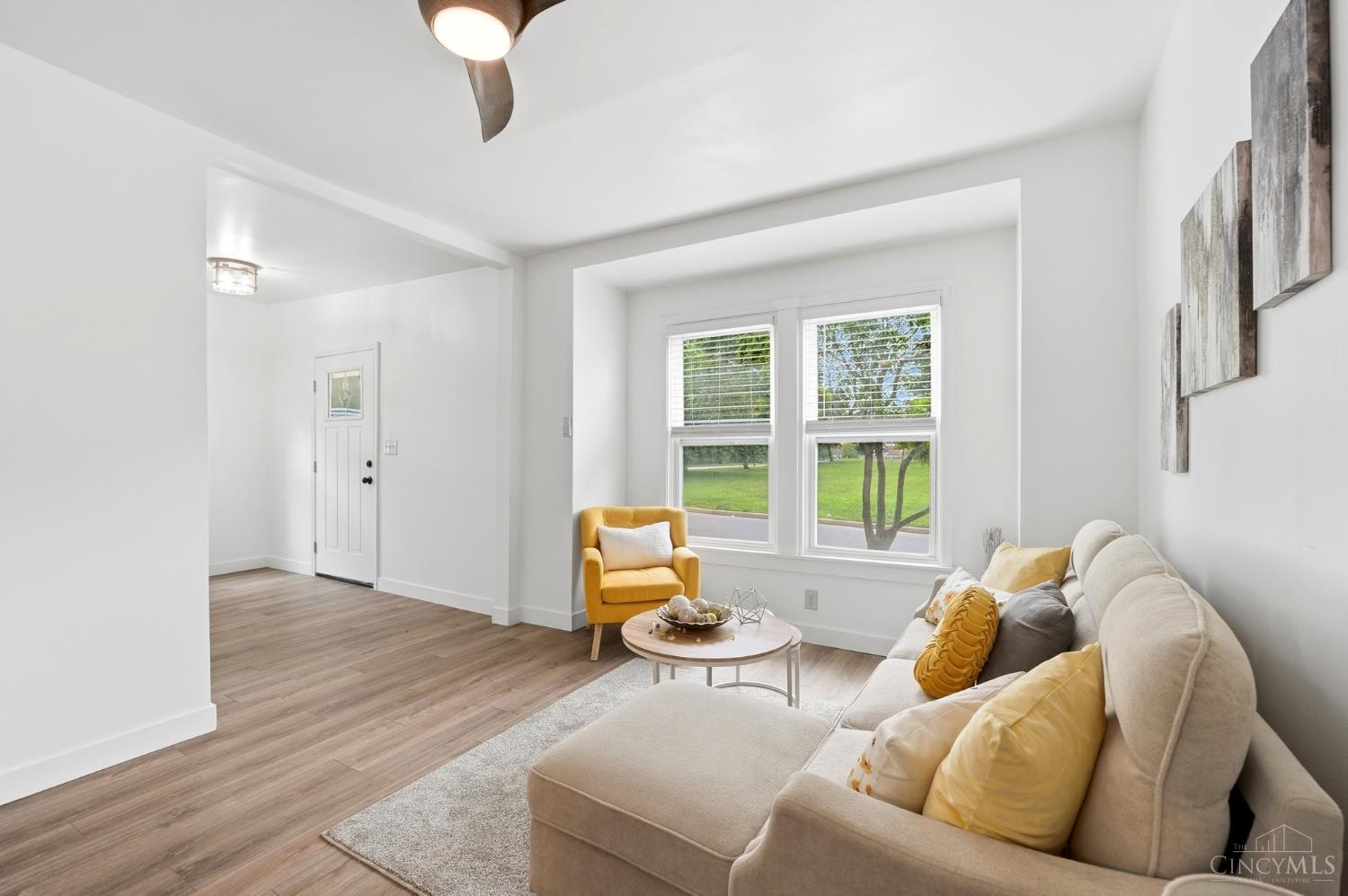 6056 Red Bank Road Cincinnati, OH 45213 - Photo 5 of 33