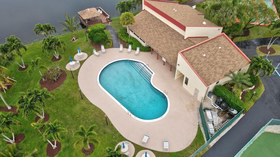5025 Minto Road Boynton Beach, FL 33472 - Photo 25 of 26 mirror lakes pool