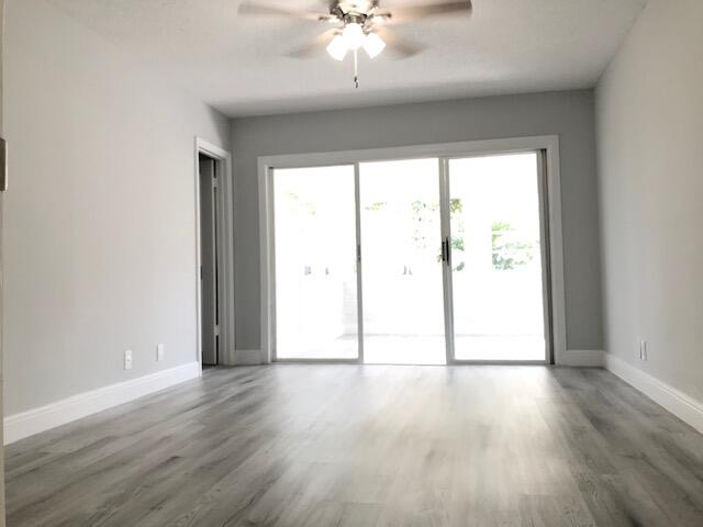 5025 Minto Road Boynton Beach, FL 33472 - Photo 4 of 26 Living Room