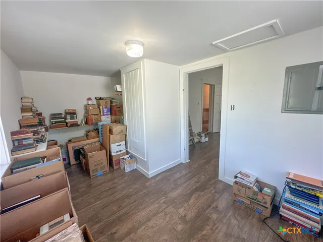 $295,000 | 207 Hubbard Street, Yoakum, TX 77995