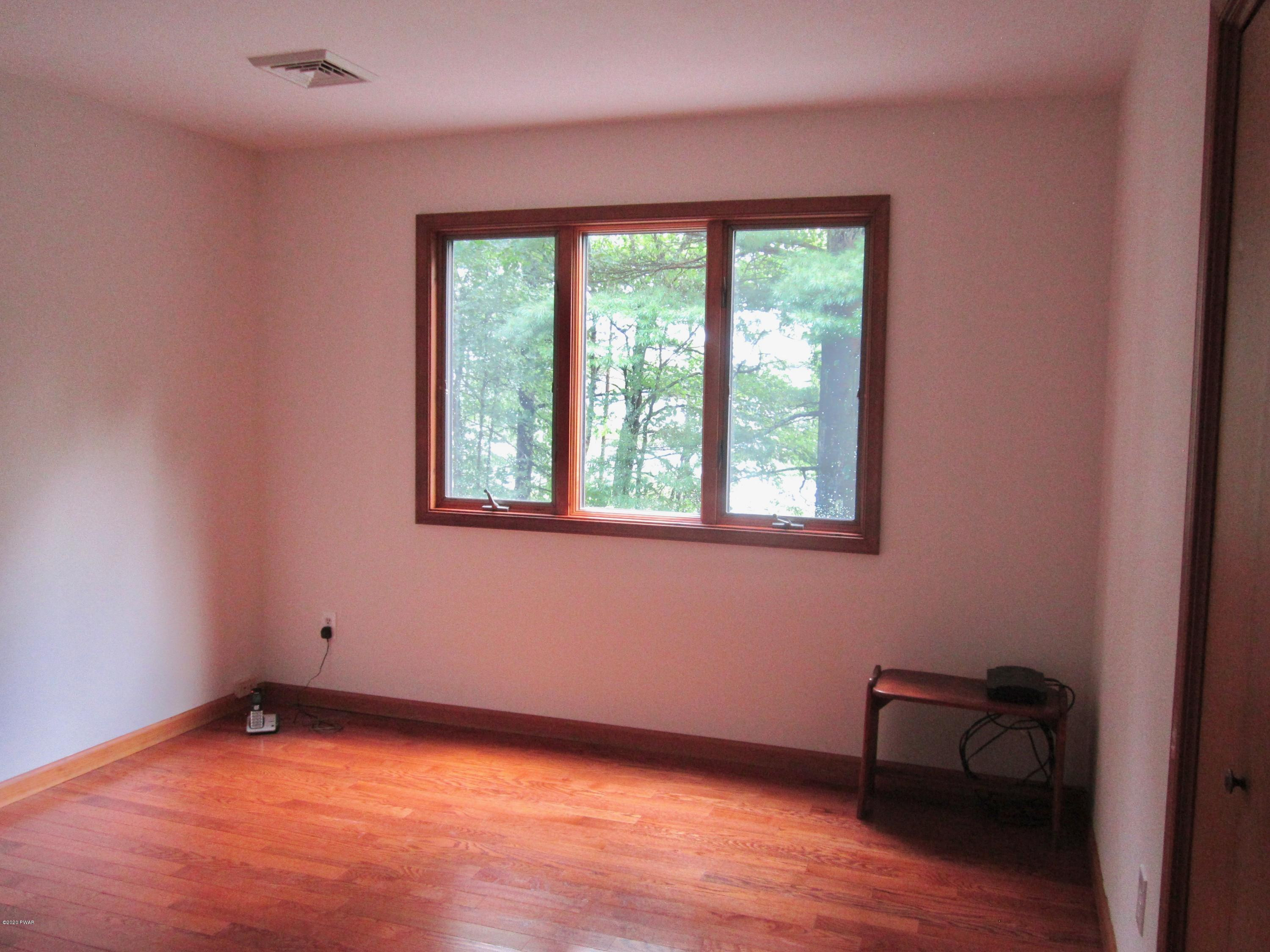 196 Coursen Road Shohola, PA 18458 - Photo 16 of 18 Masuo 16