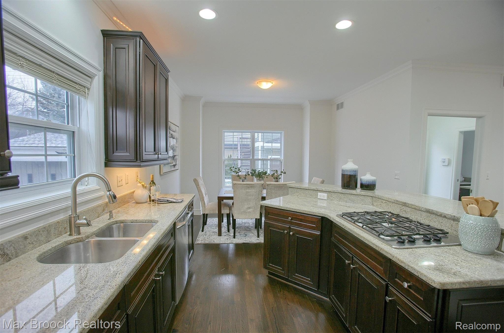 907 Ruffner Avenue Birmingham, MI 48009 - Photo 12 of 40 Kitchen 3rd View.jpg