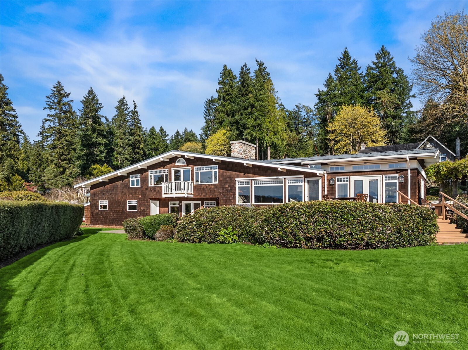 14735 Henderson Road Northeast Bainbridge Island, WA 98110 - Photo 28 of 35