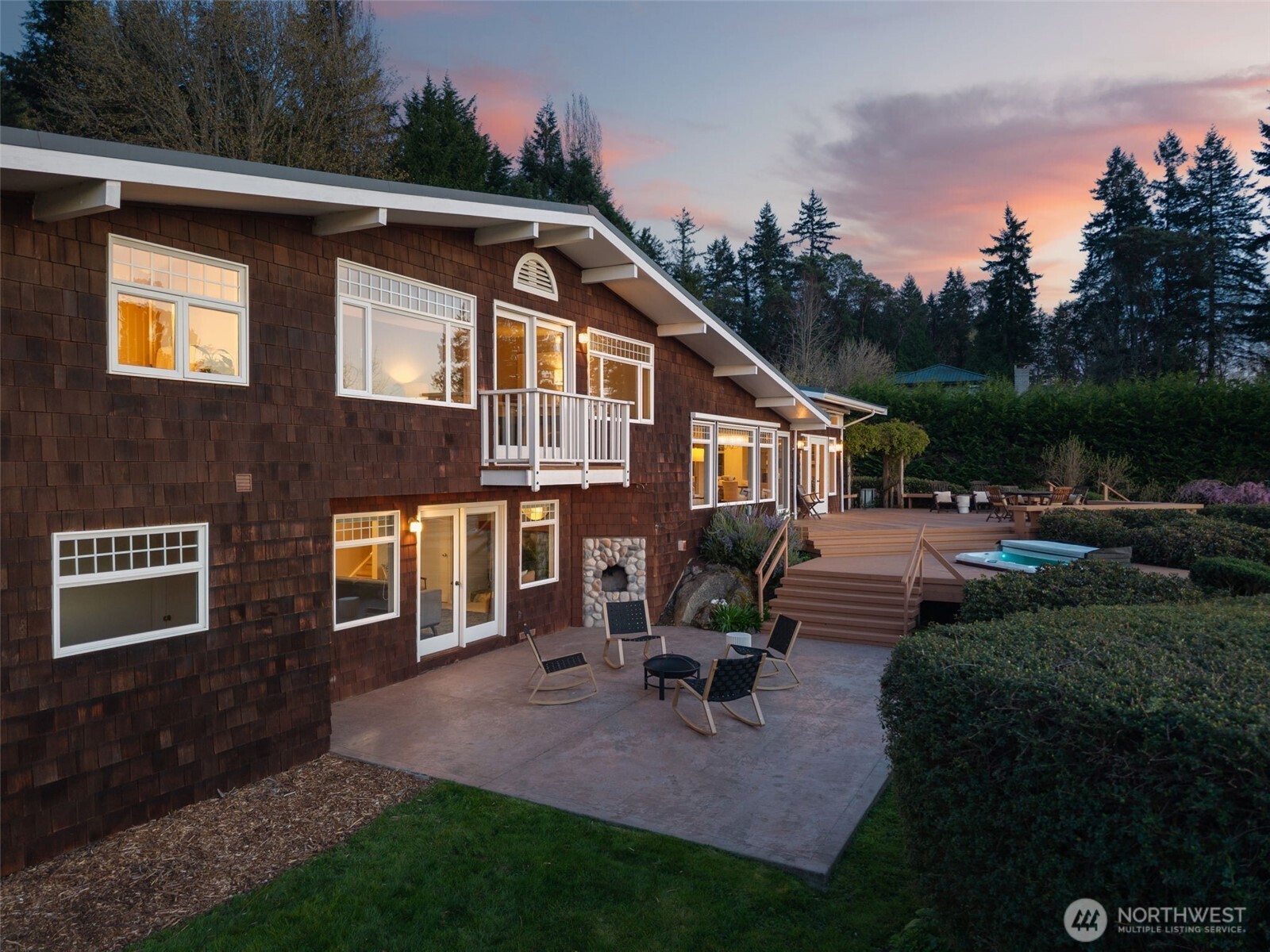 14735 Henderson Road Northeast Bainbridge Island, WA 98110 - Photo 32 of 35