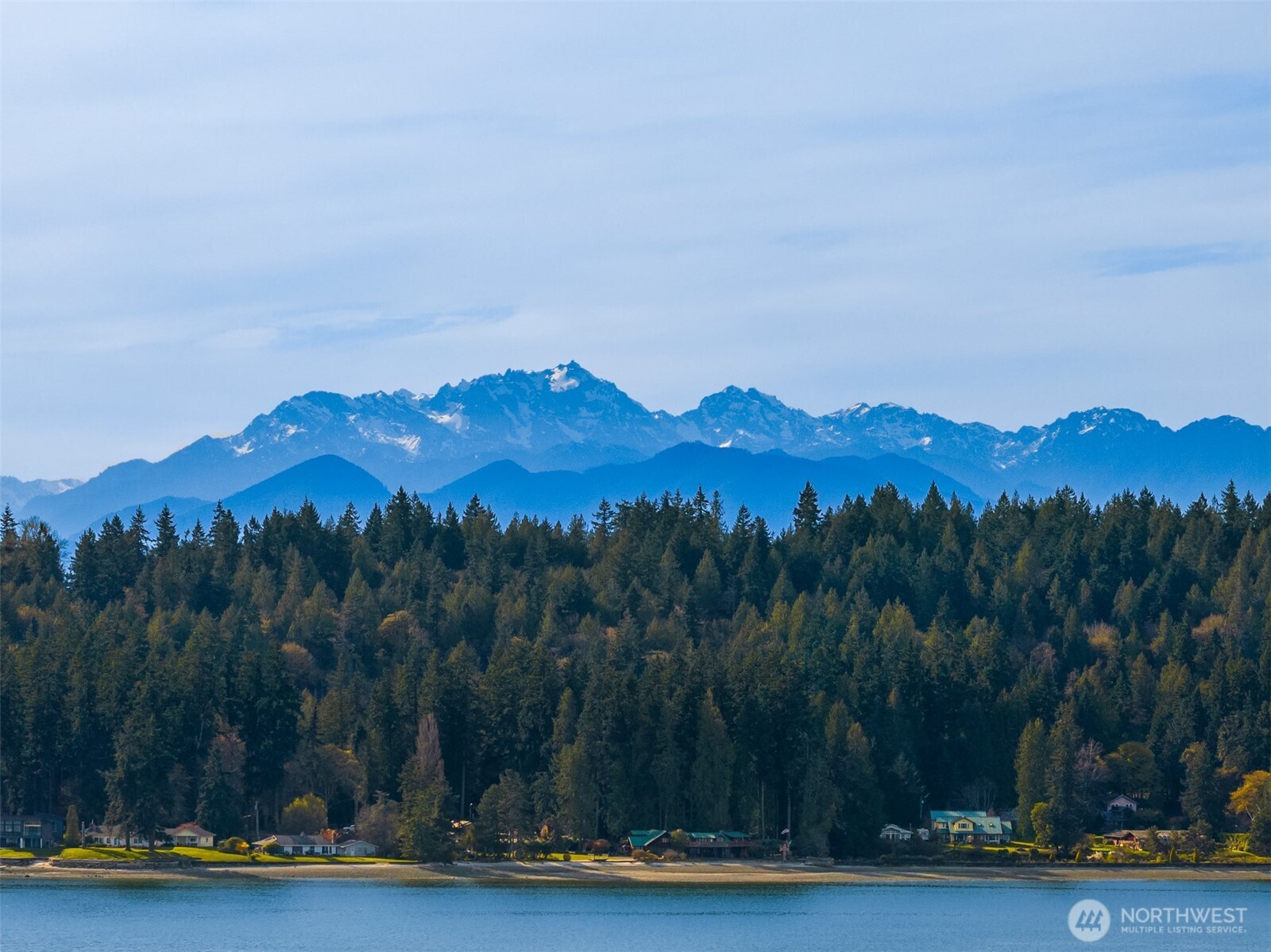 14735 Henderson Road Northeast Bainbridge Island, WA 98110 - Photo 5 of 35