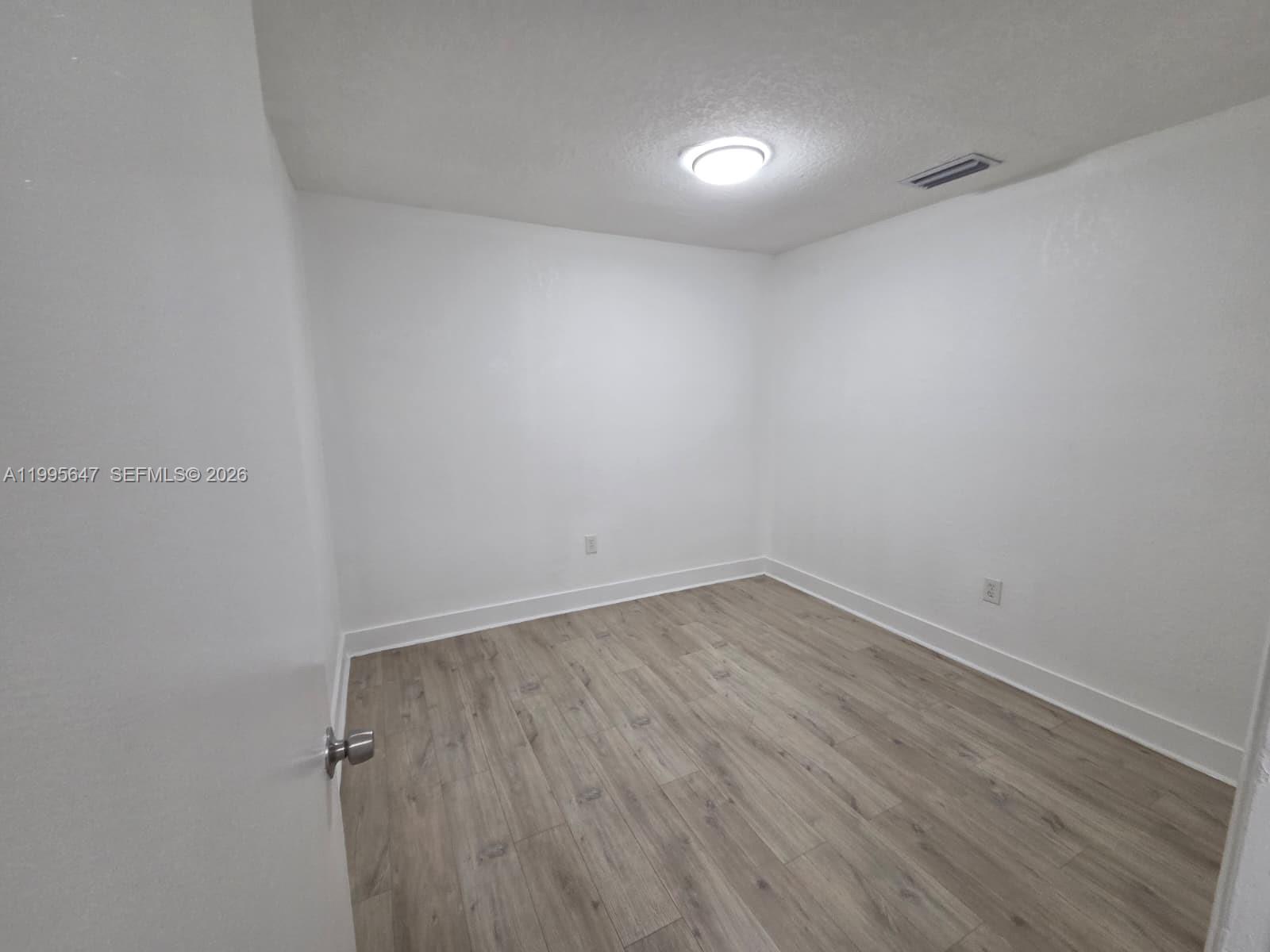 550 Southwest 115th Avenue, Unit 405H Sweetwater, FL 33174 - Photo 31 of 43