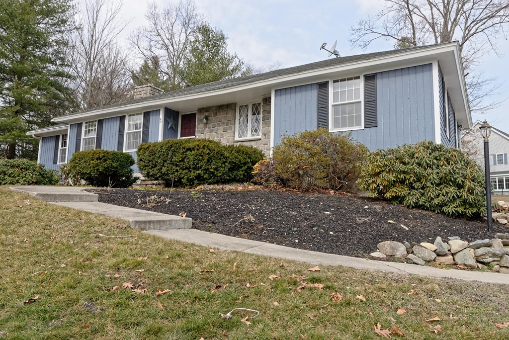 49 Old Bolton Road Hudson, MA 01749 - Photo 1 of 30 Gallery Image 1