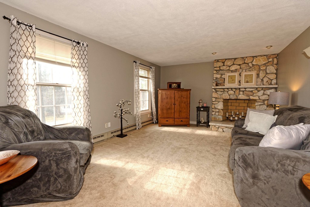 49 Old Bolton Road Hudson, MA 01749 - Photo 2 of 30 Gallery Image 2