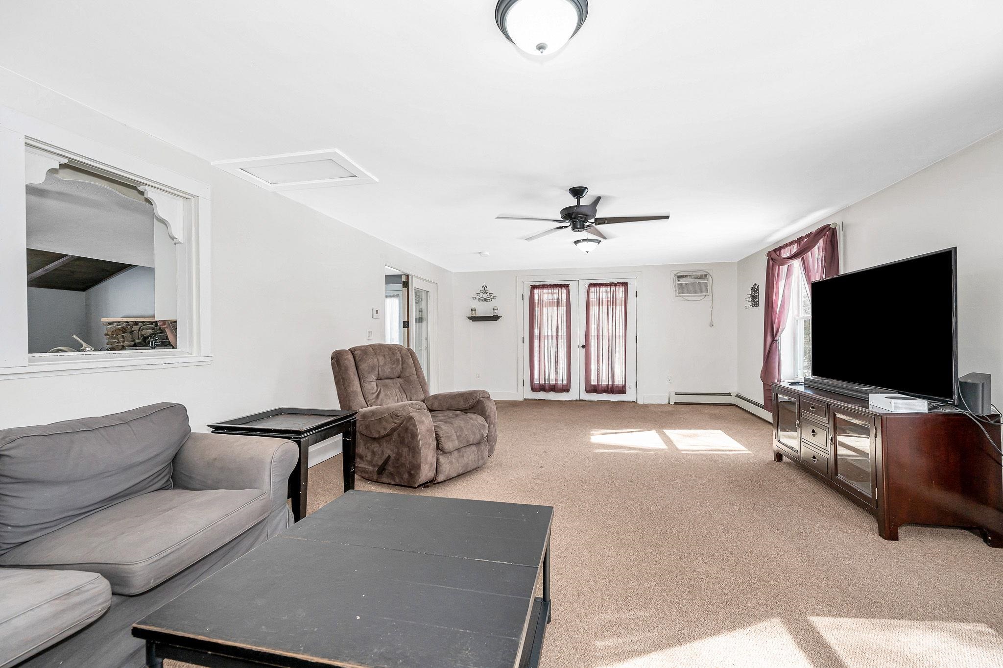 54 Hampstead Road Sandown, NH 03873 - Photo 19 of 42 Gallery Image 19