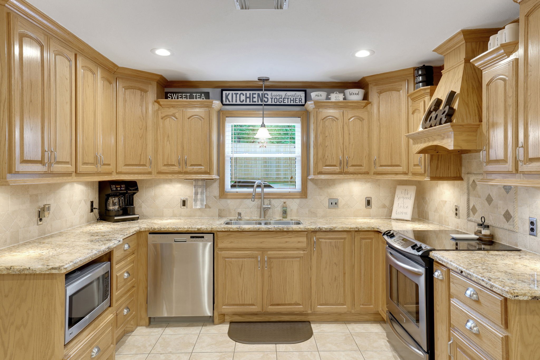 31637 Bohlssen Road New Caney, TX 77357 - Photo 11 of 38