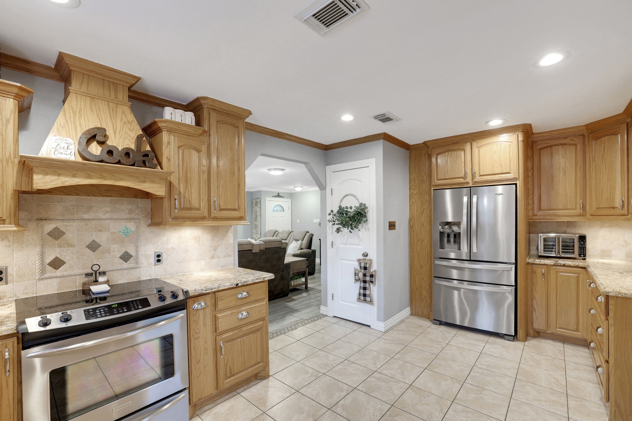 31637 Bohlssen Road New Caney, TX 77357 - Photo 12 of 38