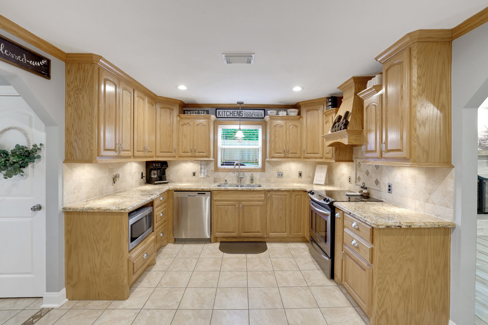 31637 Bohlssen Road New Caney, TX 77357 - Photo 13 of 38