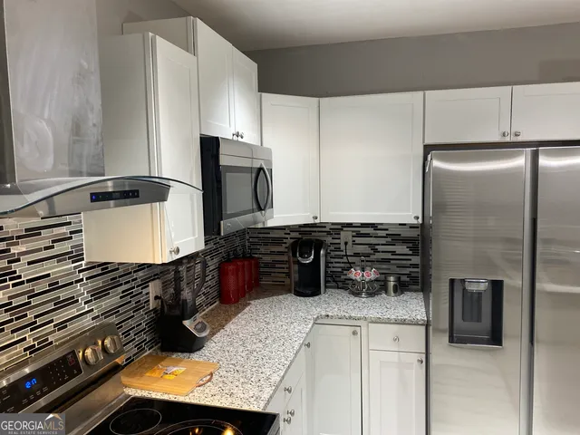 $329,000 | 825 South Forest Lake Drive, Macon, GA 31210