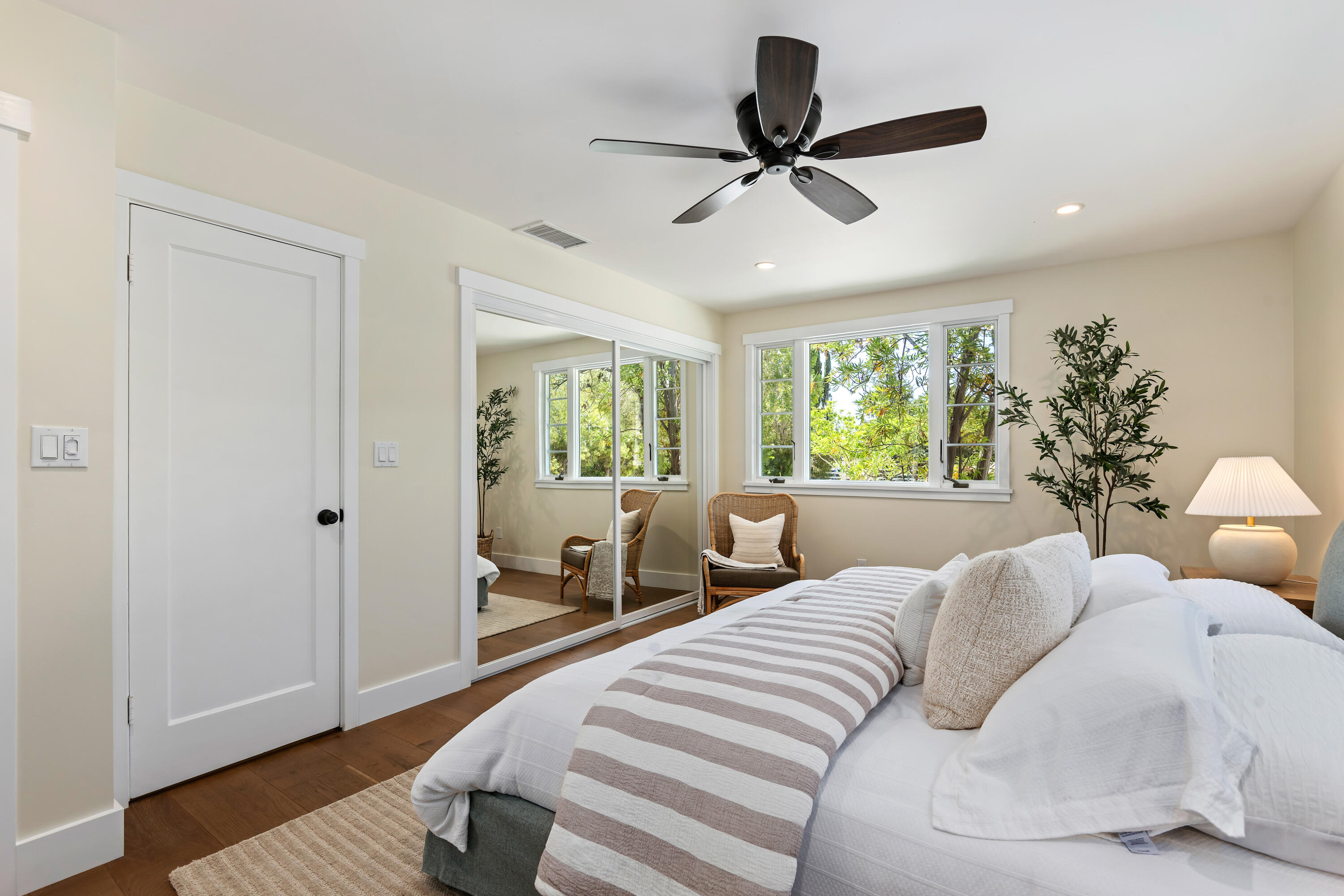 360 Arboleda Road Santa Barbara, CA 93110 - Photo 13 of 33 Primary Bedroom