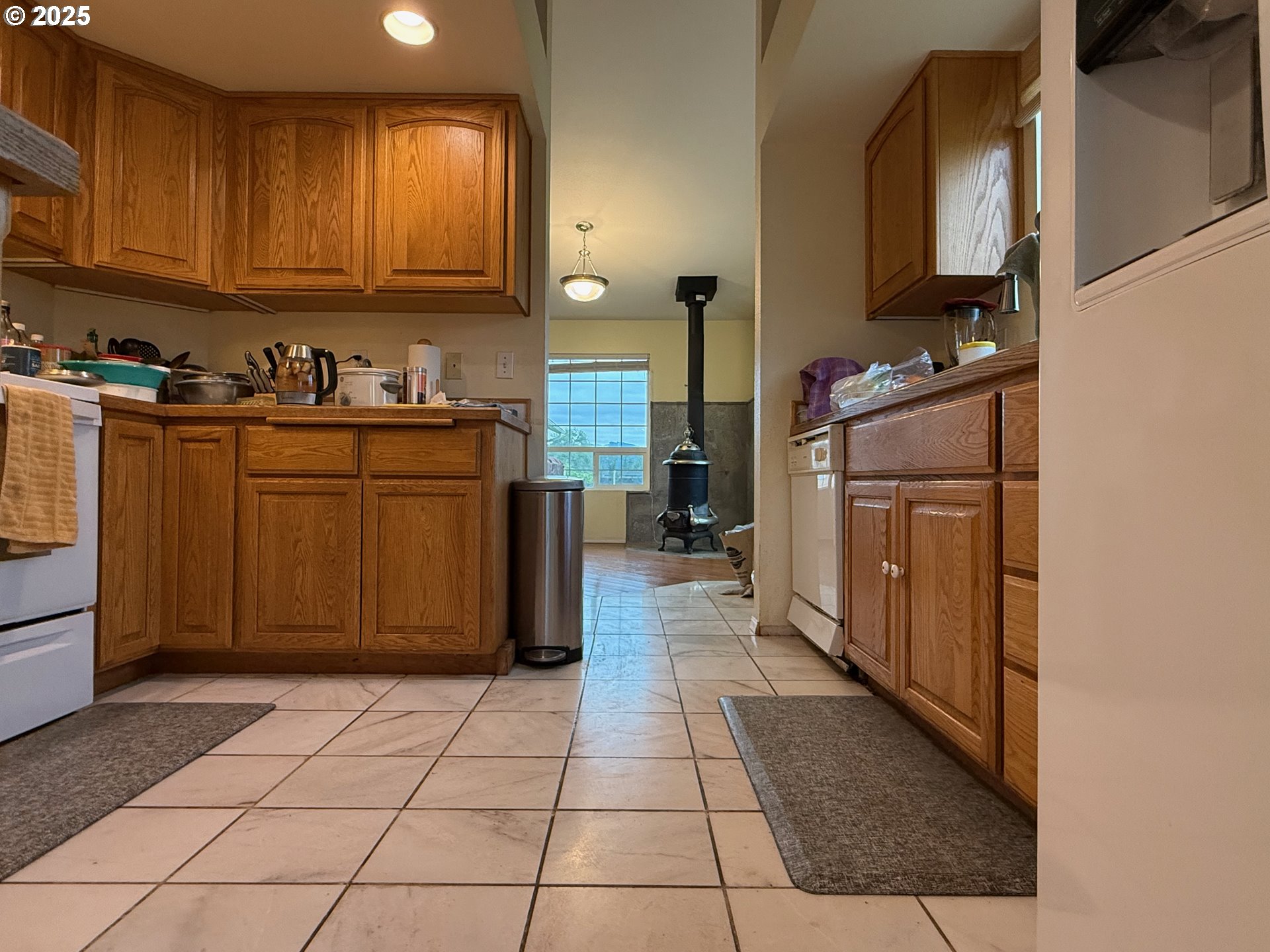 205 Fair Oaks Road Oakland, OR 97462 - Photo 18 of 42 Gallery Image 18