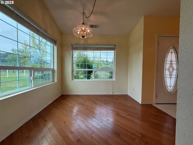 $625,000 | 205 Fair Oaks Road, Oakland, OR 97462