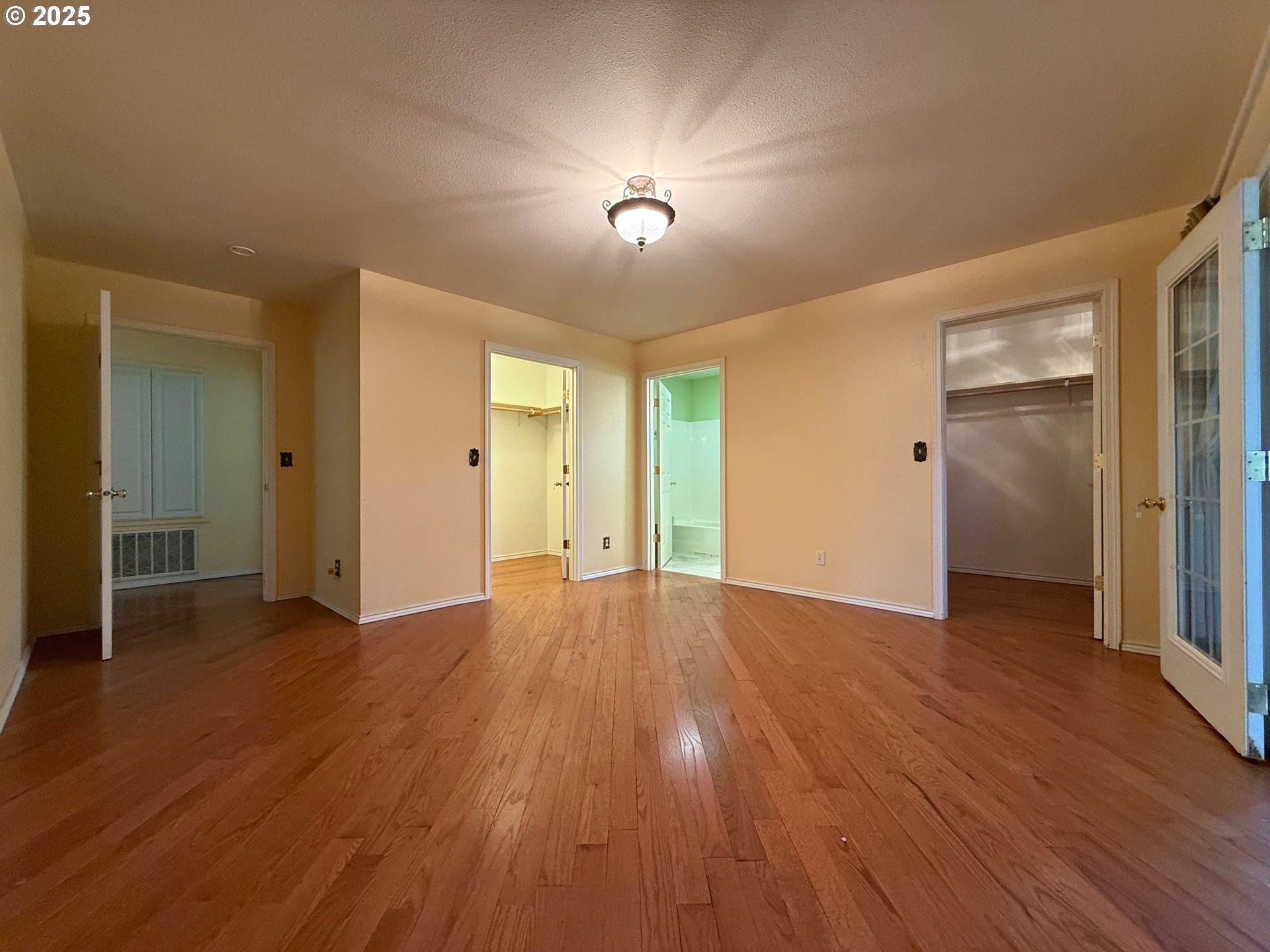 205 Fair Oaks Road Oakland, OR 97462 - Photo 9 of 42 Gallery Image 9