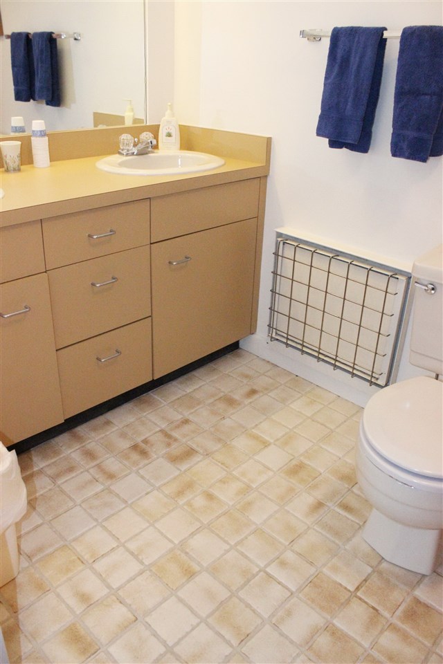 16 Birch Road, Unit 2 Lincoln, NH 03251 - Photo 17 of 40