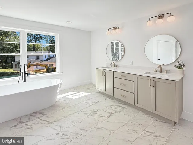 $1,149,000 | 1823 North Line Street, Lansdale, PA 19446