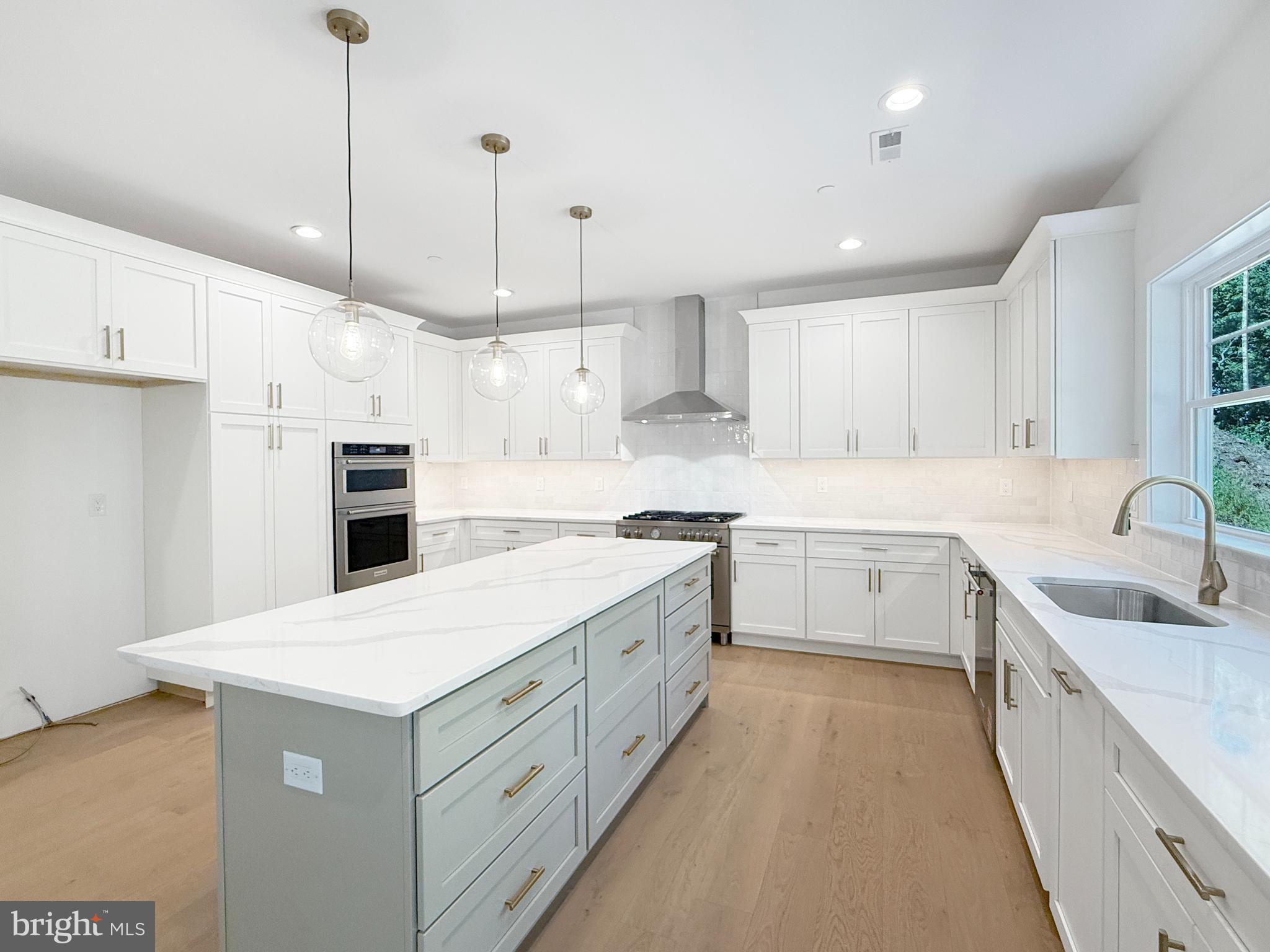 1823 North Line Street Lansdale, PA 19446 - Photo 8 of 44