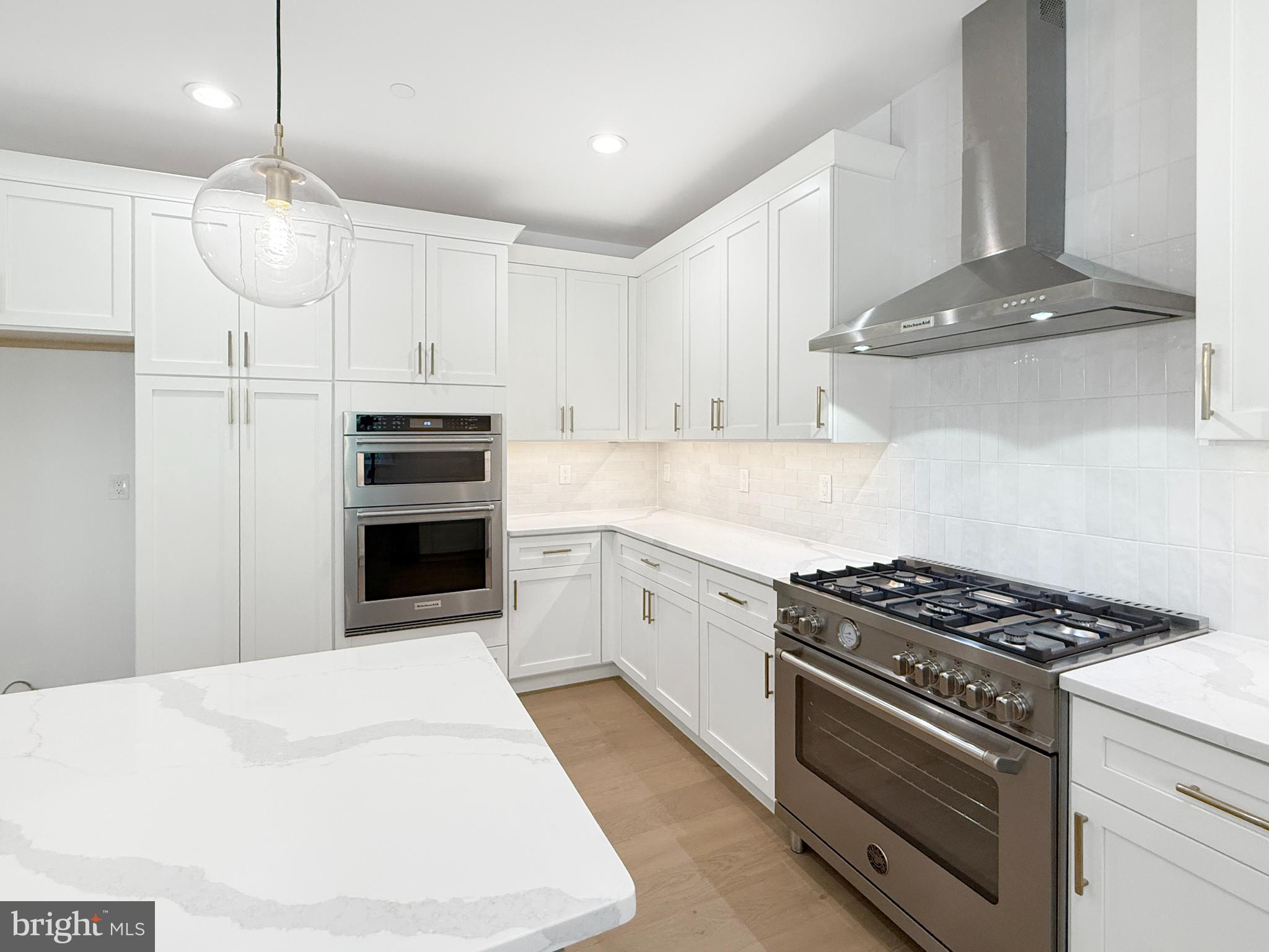 1823 North Line Street Lansdale, PA 19446 - Photo 9 of 44