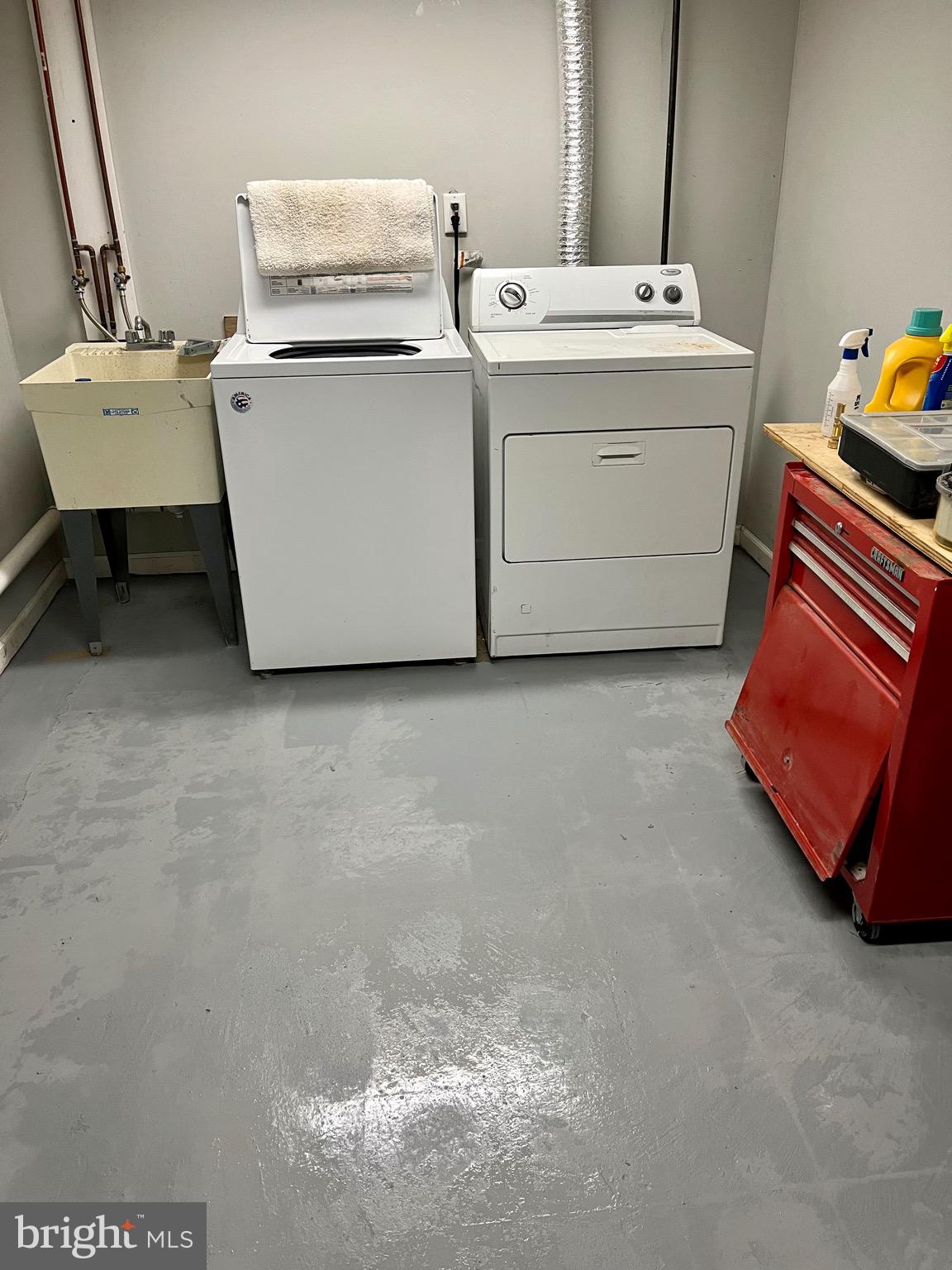306 Media Line Road Newtown Square, PA 19073 - Photo 39 of 42 Laundry