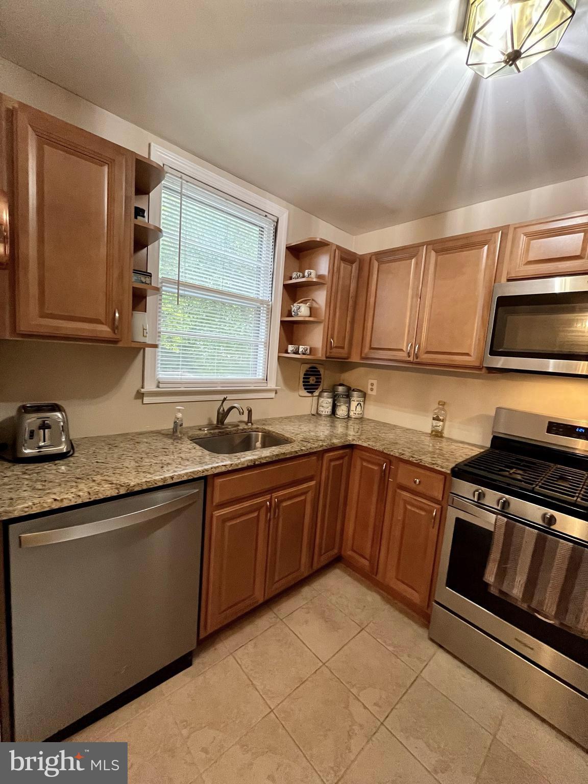 306 Media Line Road Newtown Square, PA 19073 - Photo 5 of 42 Updated kitchen