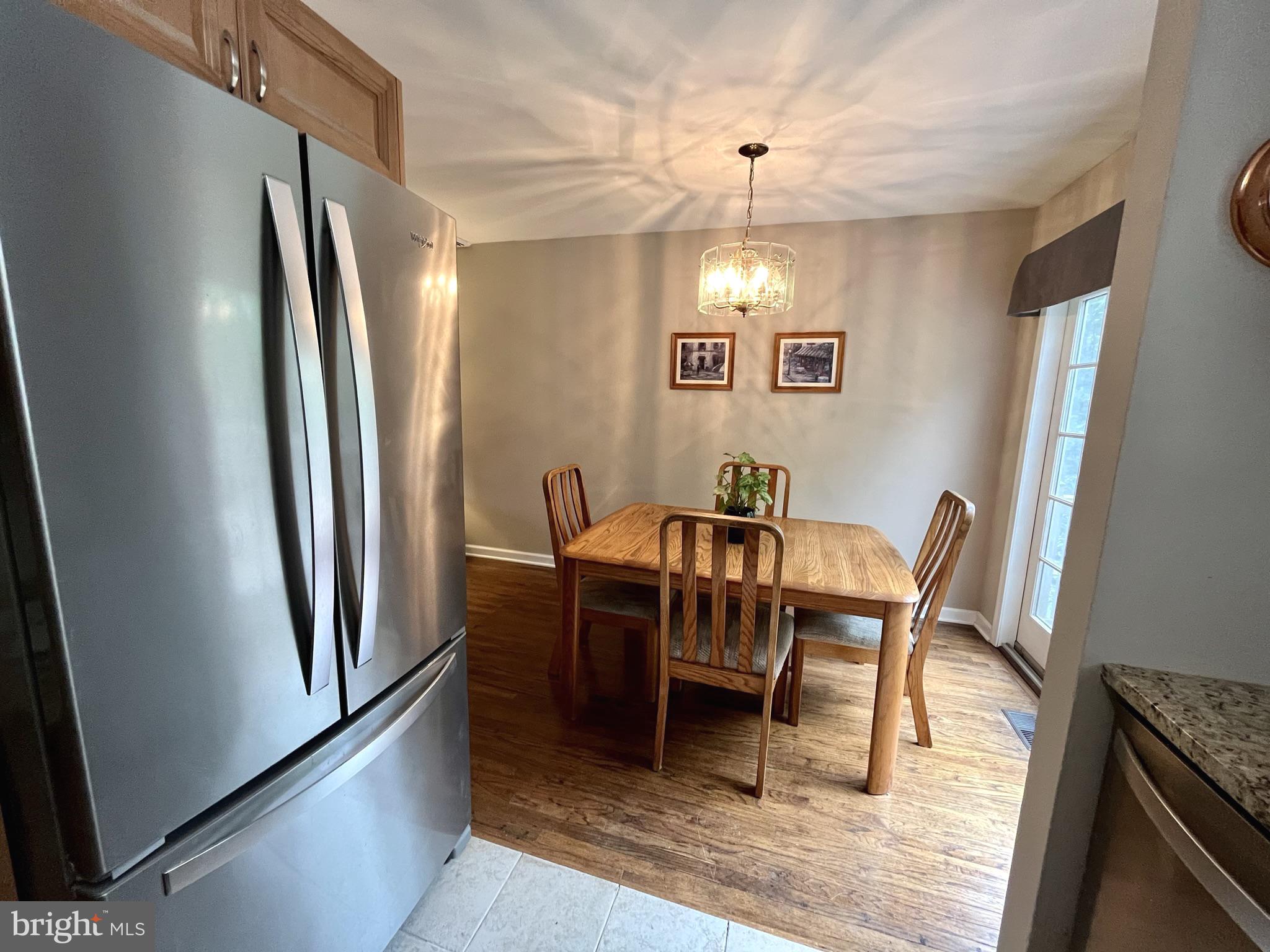 306 Media Line Road Newtown Square, PA 19073 - Photo 8 of 42 Dining area