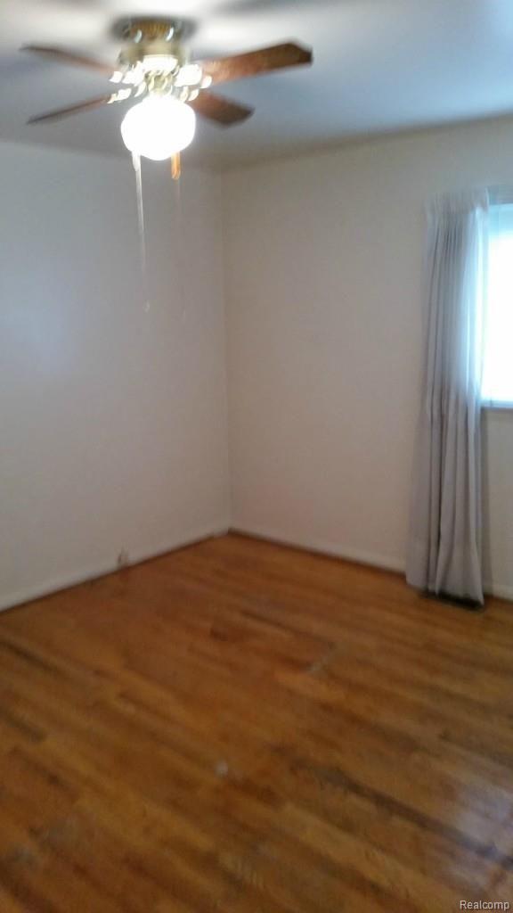 17512 Levan Road Livonia, MI 48152 - Photo 8 of 22 135 - Copy - Copy - Copy.jpg