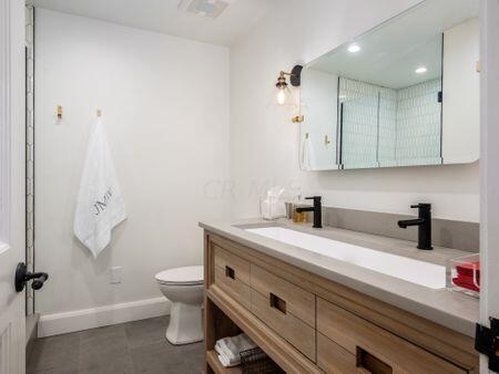 8965 Dublin Road Powell, OH 43065 - Photo 49 of 84 Lower level full bath