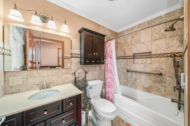 $255,000 | 2513 Woods Street, West Brooklyn, IL 61378