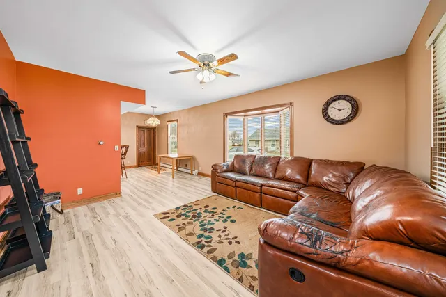 $255,000 | 2513 Woods Street, West Brooklyn, IL 61378