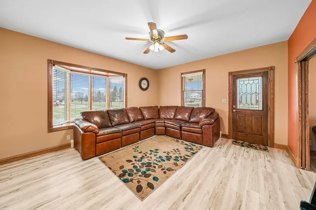 $255,000 | 2513 Woods Street, West Brooklyn, IL 61378