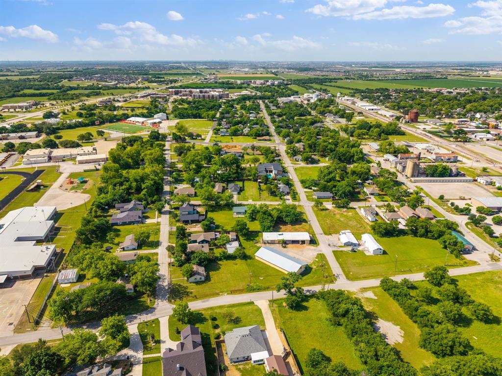 405 East Maple Street Celina, TX 75009 - Photo 13 of 15