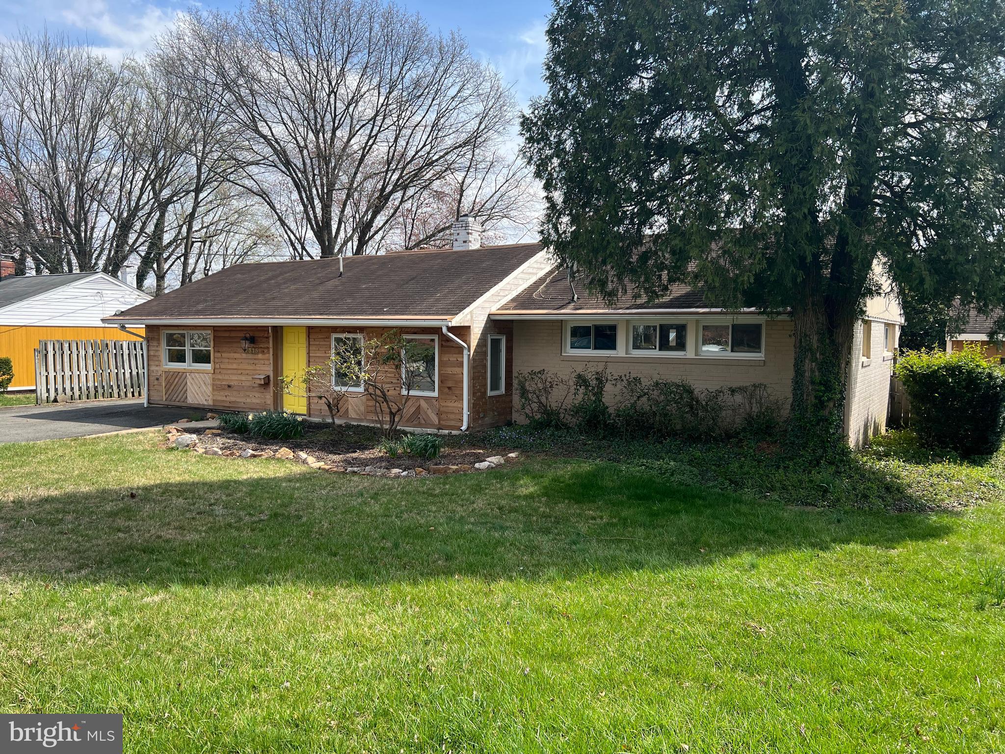 7315 Hogarth Street Springfield, VA 22151 - Photo 2 of 40