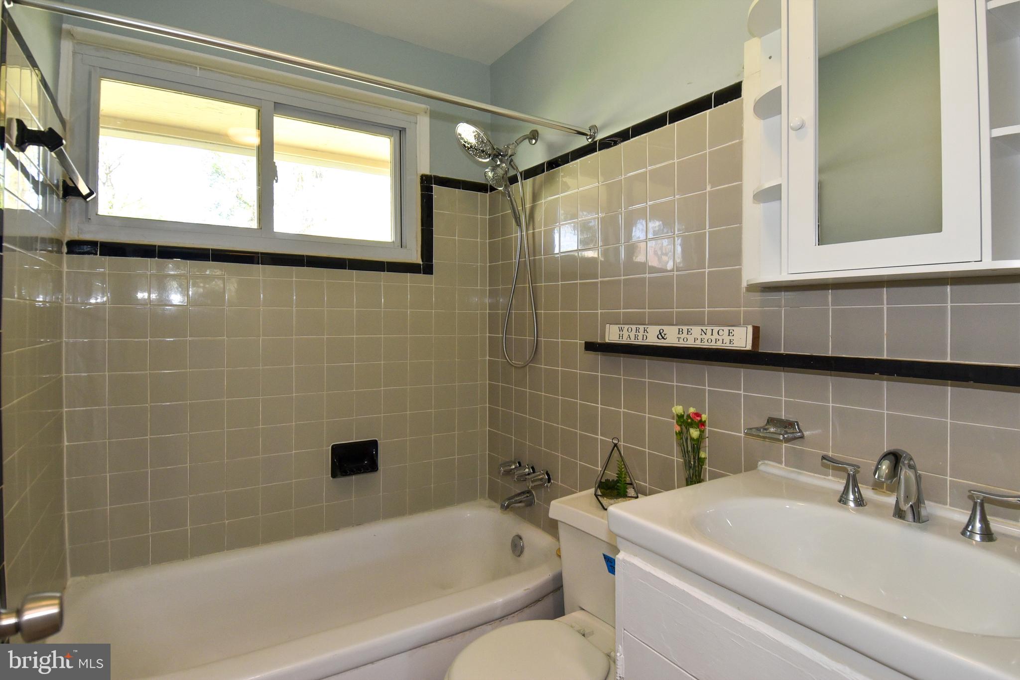 7315 Hogarth Street Springfield, VA 22151 - Photo 28 of 40
