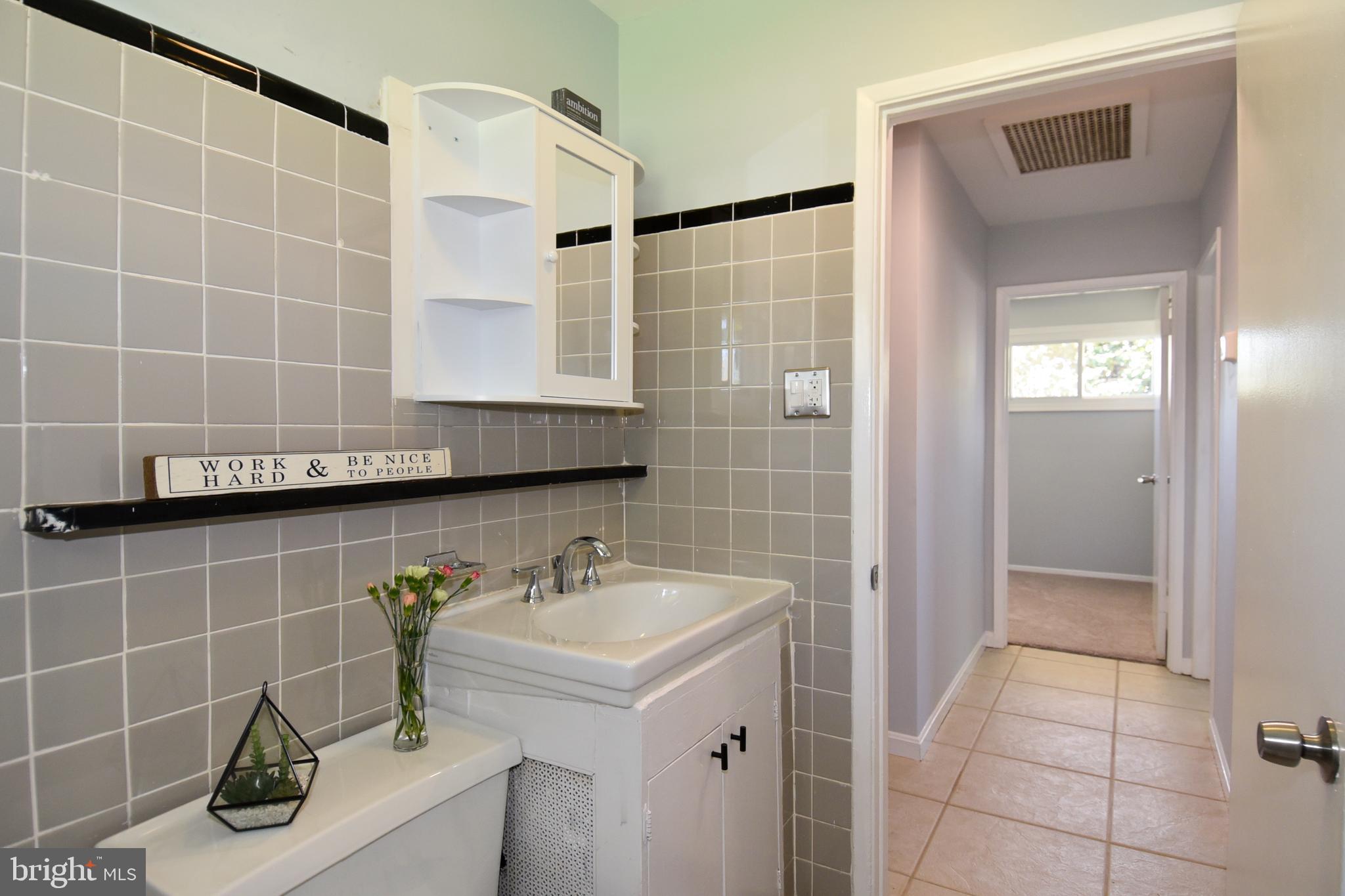 7315 Hogarth Street Springfield, VA 22151 - Photo 29 of 40