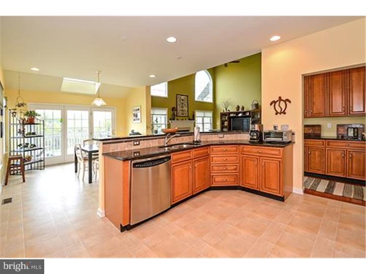 3822 Green Ridge Road Furlong, PA 18925 - Photo 10 of 25 Kitchen