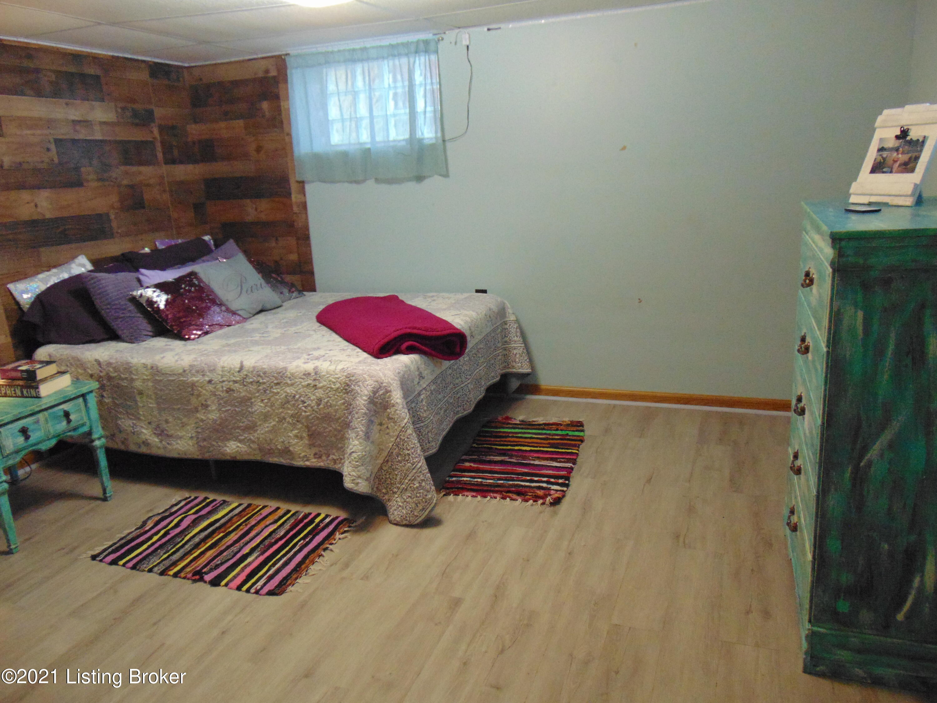 11600 Deering Road Louisville, KY 40272 - Photo 28 of 46 DSC04195