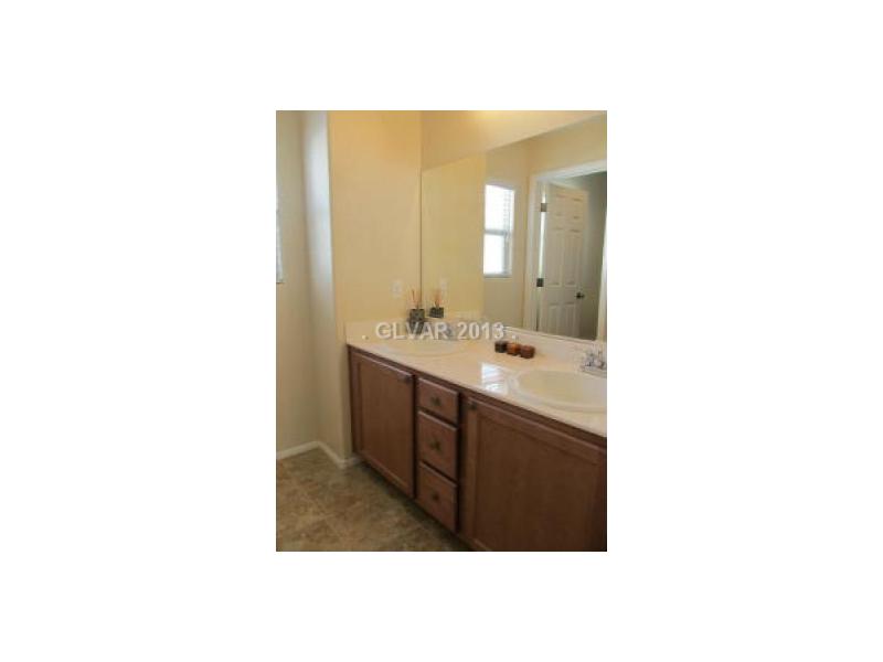 10594 Cave Ridge Street Las Vegas, NV 89179 - Photo 17 of 21 Bathroom.