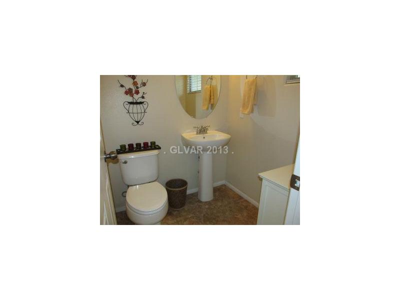 10594 Cave Ridge Street Las Vegas, NV 89179 - Photo 5 of 21 Bathroom.