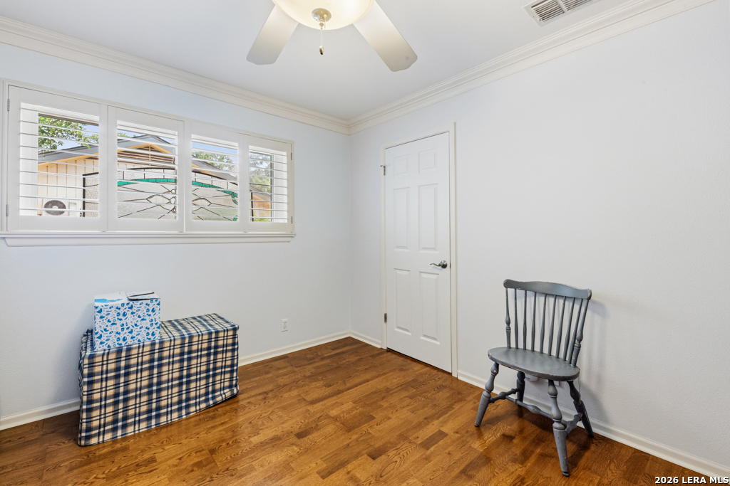6022 Winding Ridge Drive Windcrest, TX 78239 - Photo 23 of 31 a view of room with lounge chair