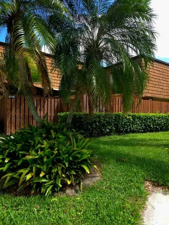 $2,650 | 2116 21st Lane, Unit 2116, Lake Worth, FL 33463