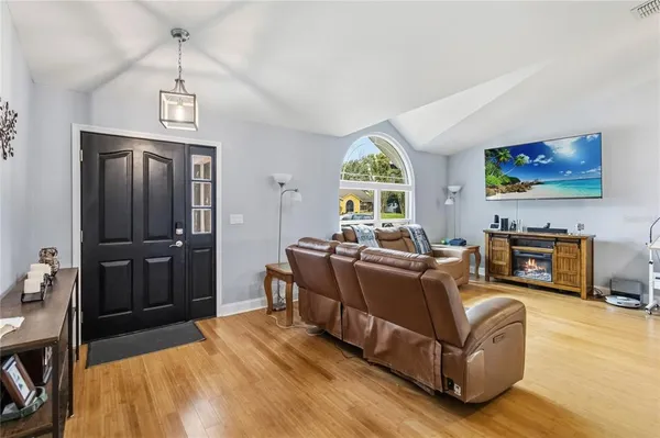 $374,900 | 1228 Beth Lane, St. Cloud, FL 34772