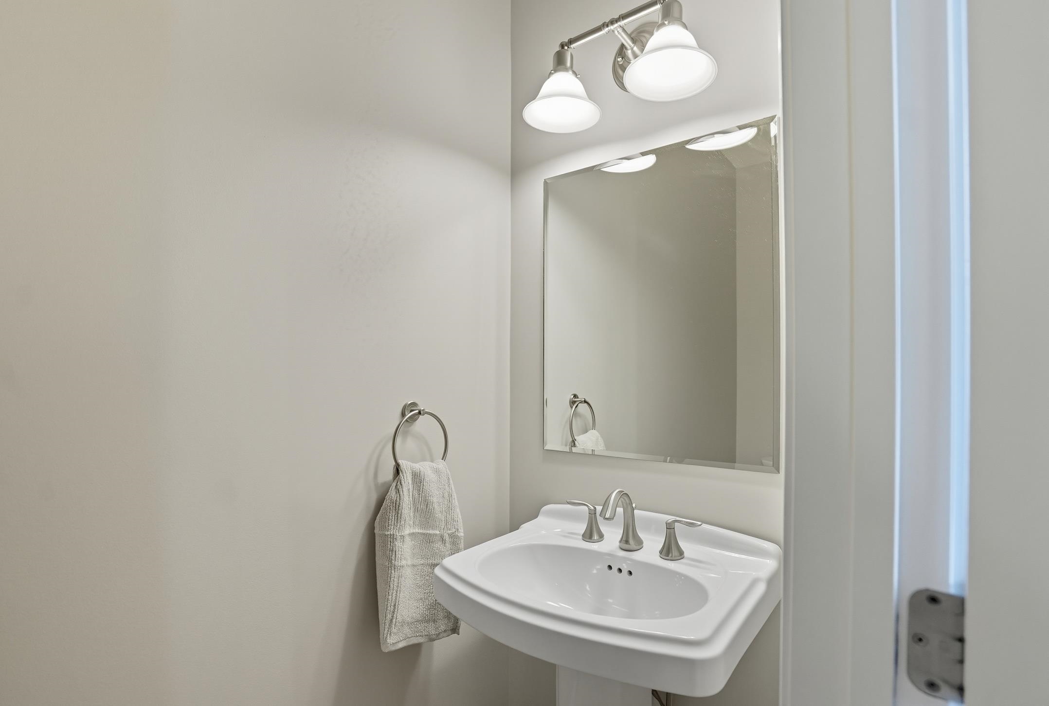 301 Zephyr Road Williston, VT 05495 - Photo 14 of 34