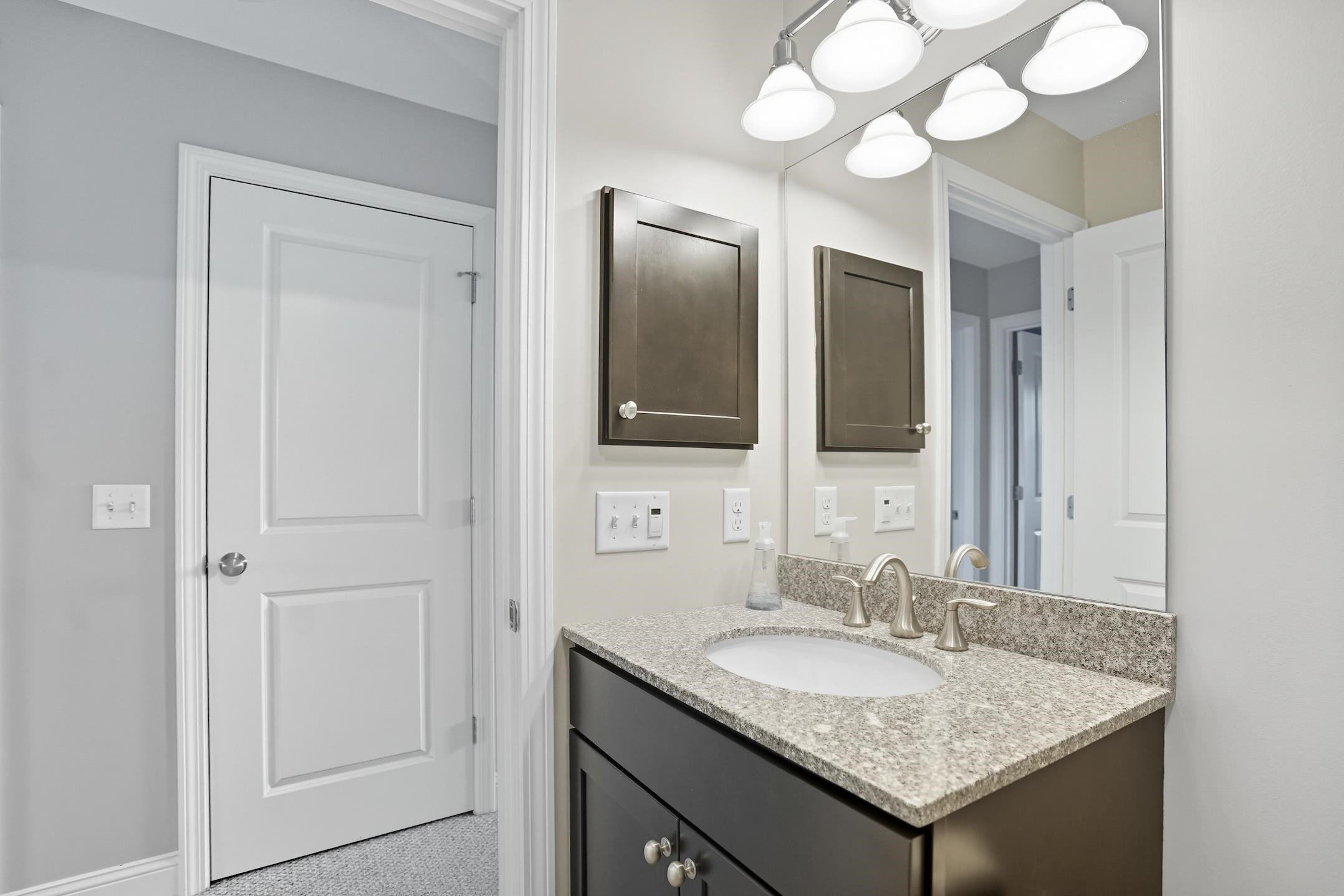 301 Zephyr Road Williston, VT 05495 - Photo 19 of 34