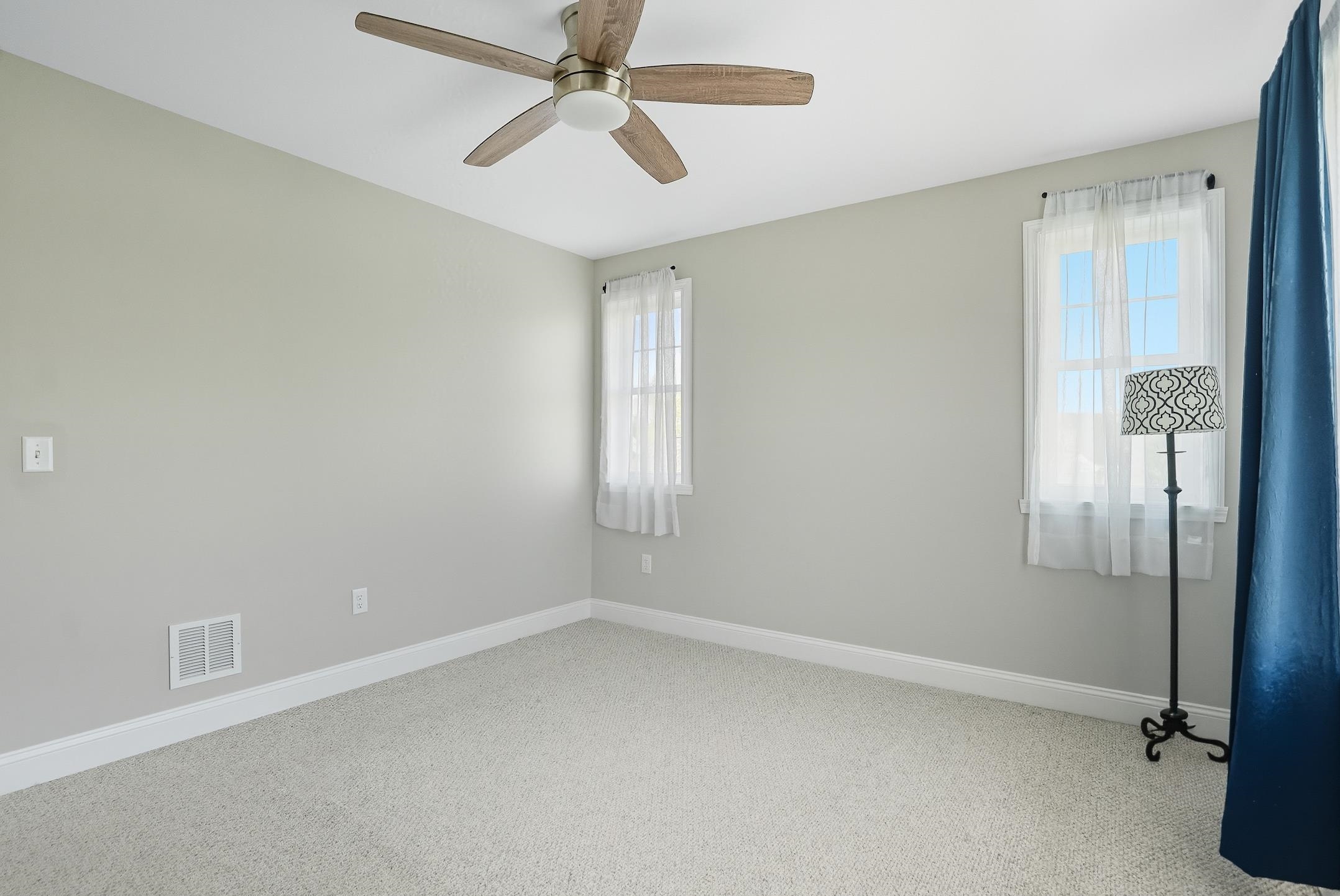 301 Zephyr Road Williston, VT 05495 - Photo 23 of 34