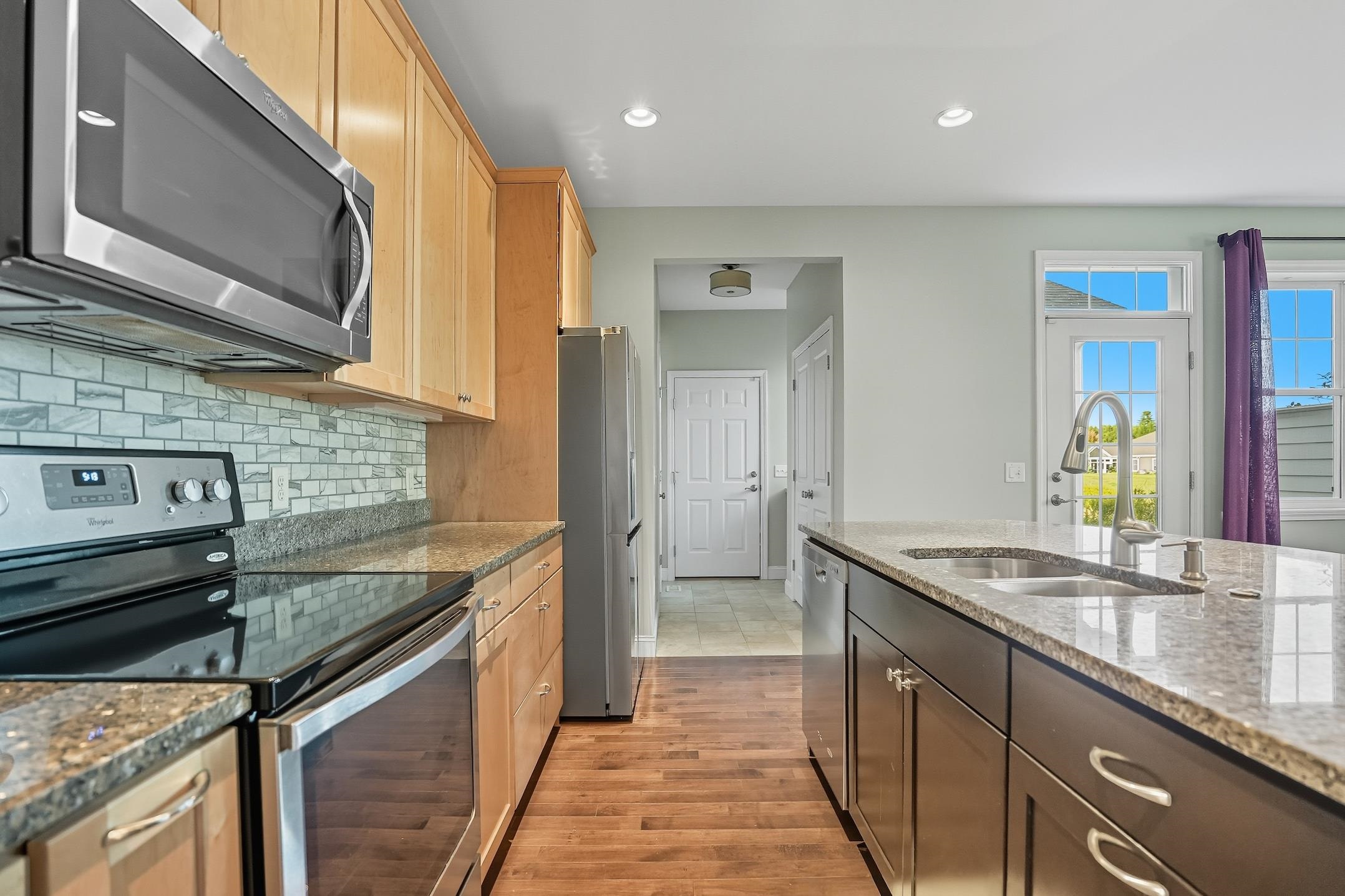 301 Zephyr Road Williston, VT 05495 - Photo 3 of 34